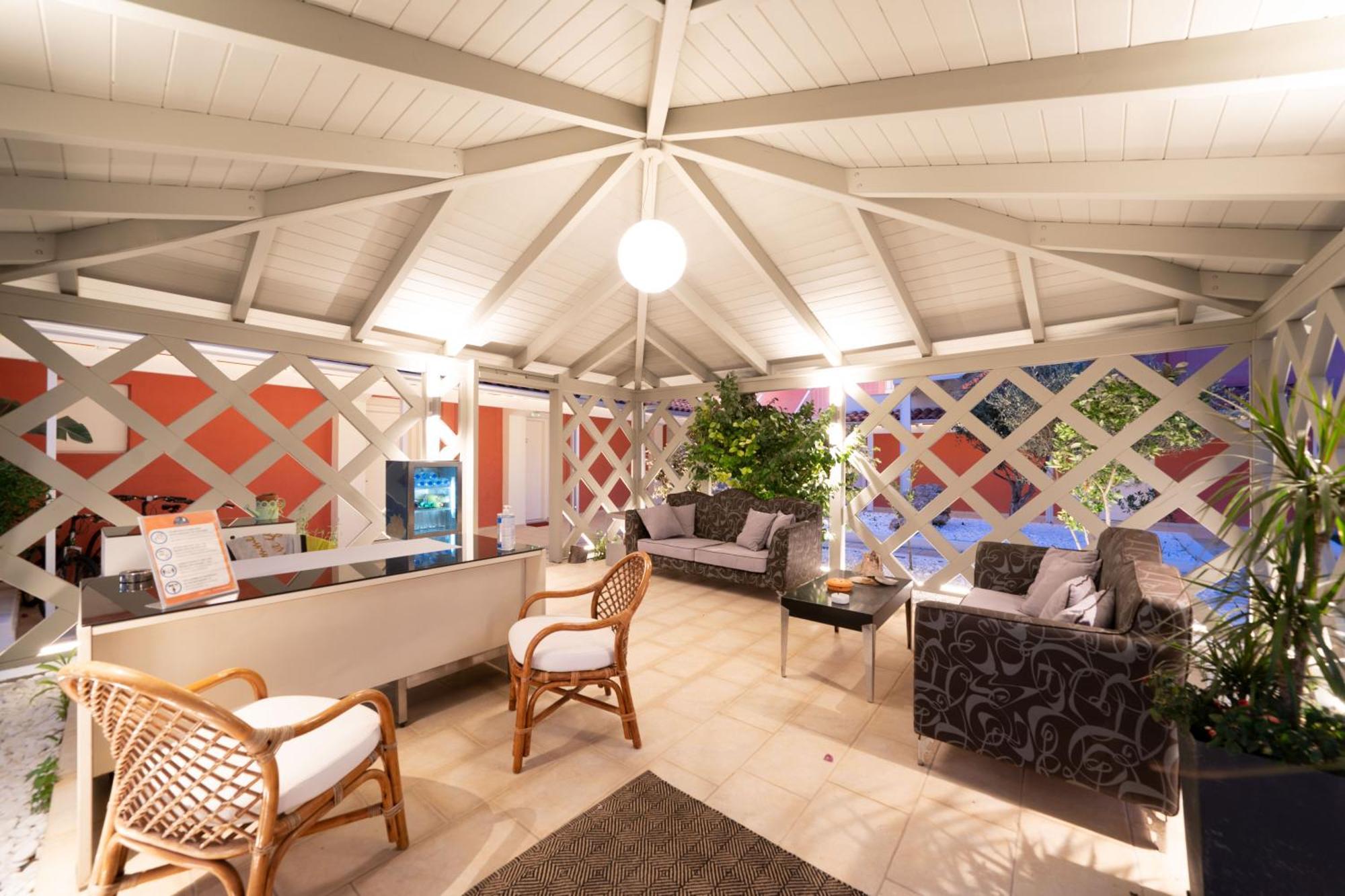 Makris Yialos Apartments ラッシ エクステリア 写真