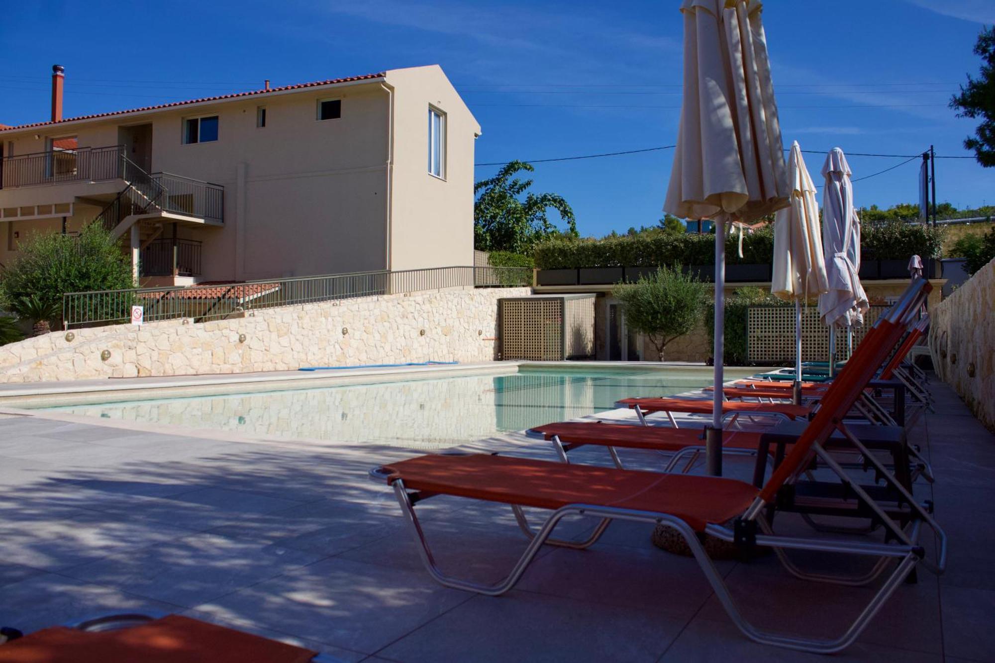 Makris Yialos Apartments ラッシ エクステリア 写真
