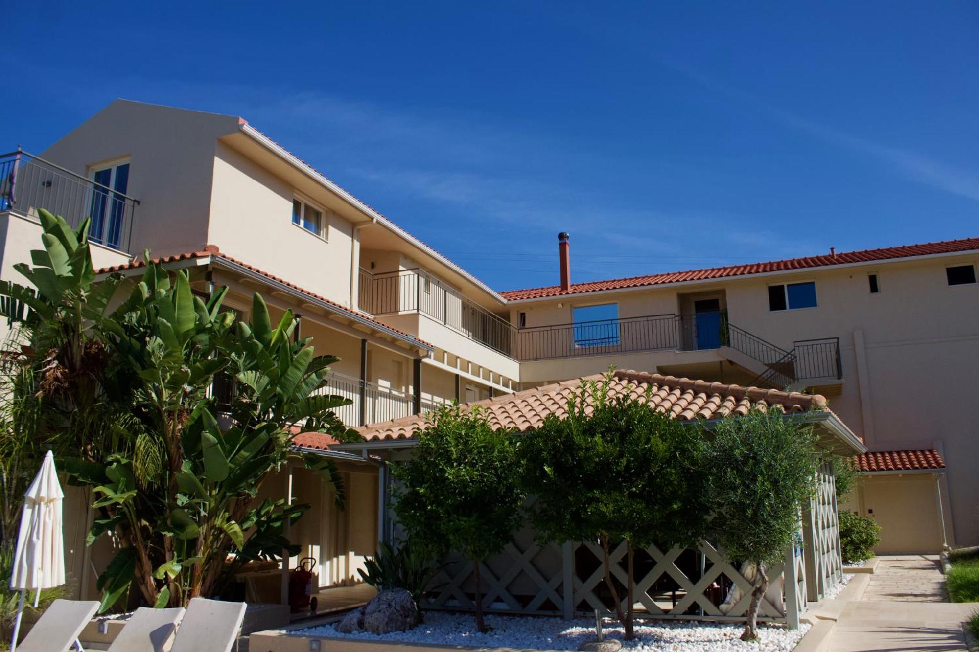 Makris Yialos Apartments ラッシ エクステリア 写真
